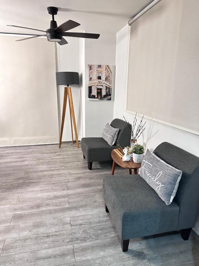 Entire Luxurious Apartment In Shopping Mall Мехико Экстерьер фото