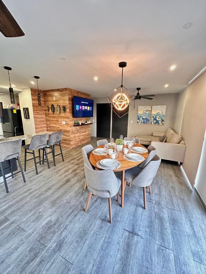 Entire Luxurious Apartment In Shopping Mall Мехико Экстерьер фото